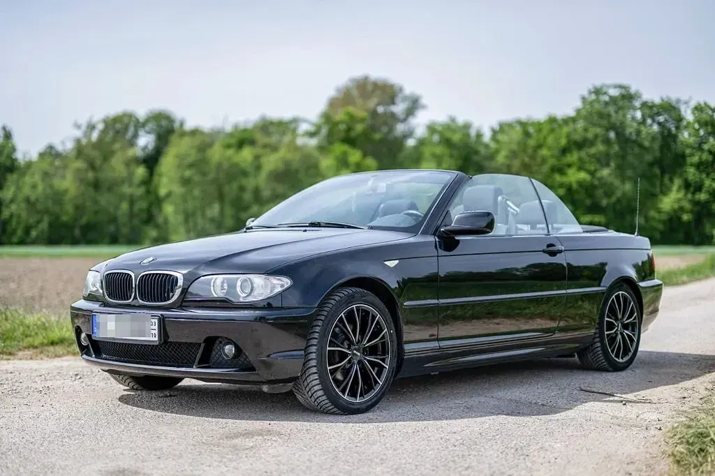 Gebraucht BMW 318 Cabriolet 150 PS (110 kW) 2006 Schwarz Cabrio
