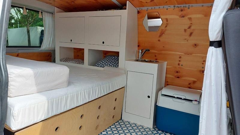 Gebraucht VW Transporter 105 PS (77 kW) 2006 Grau Van