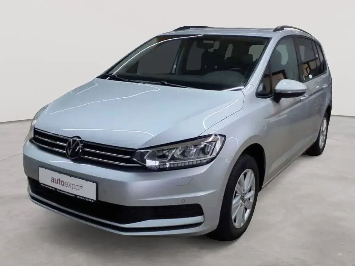 Gebraucht VW Touran Comfortline 150 PS (110 kW) 2021 Reflexsilber metallic Van / Kleinbus