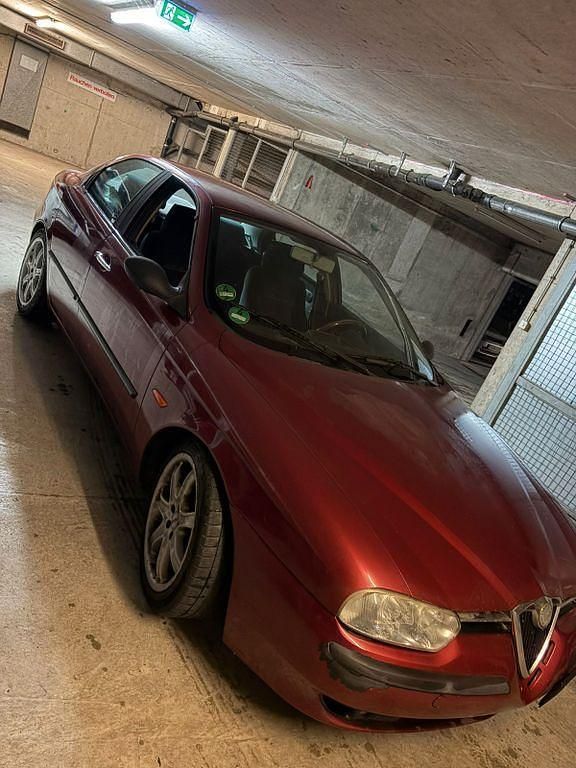 Gebraucht Alfa Romeo 156 120 PS (88 kW) 1998 Rot Limousine