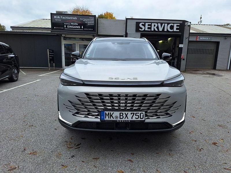 Gebraucht Baic X75 177 PS (130 kW) 2025 Silber SUV