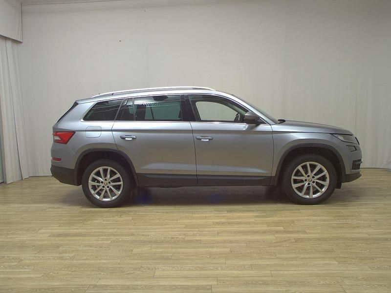 Grau Gebraucht 2021 Skoda Kodiaq Style SUV | 20.780 € (Superpreis) - Bild 1/4
