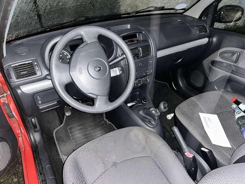 Gebraucht Renault Clio II Campus 58 PS (42 kW) 2007 Kleinwagen