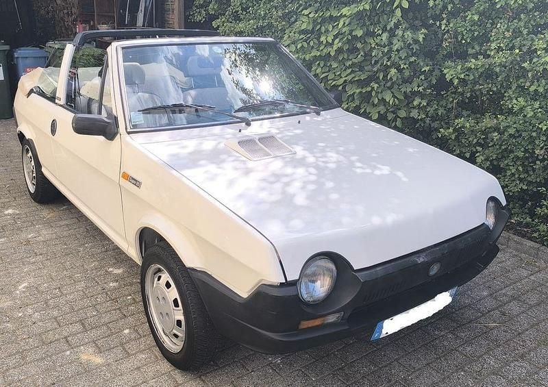 Weiß Gebraucht 1983 Fiat Ritmo Cabrio | 6.000 € - Bild 1/4