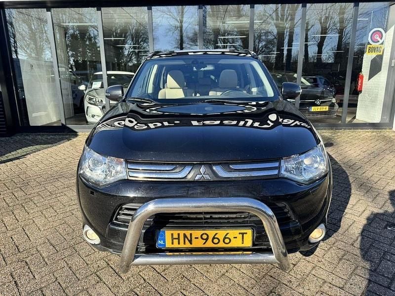 Gebraucht Mitsubishi Outlander Intense+ 150 PS (110 kW) 2014 Schwarz SUV