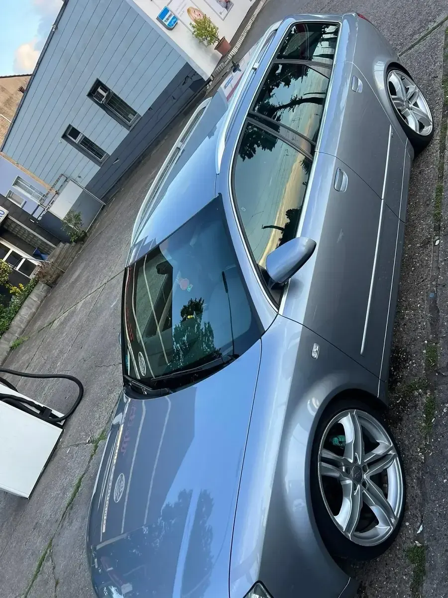 Gebraucht Audi A4 131 PS (96 kW) 2003 Grau Kleinwagen