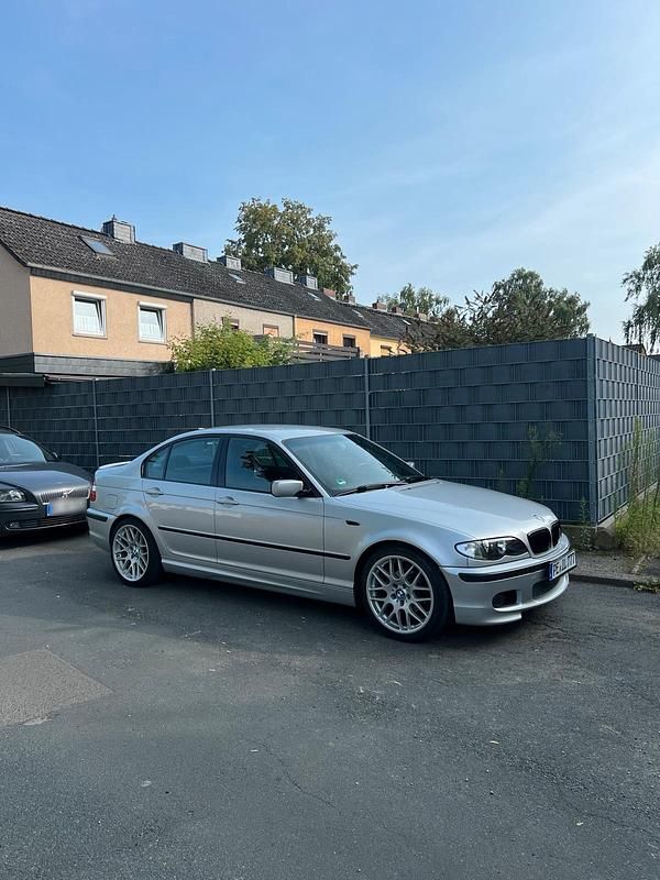 Gebraucht BMW 320 M Sport 170 PS (125 kW) 2002 Silber Limousine