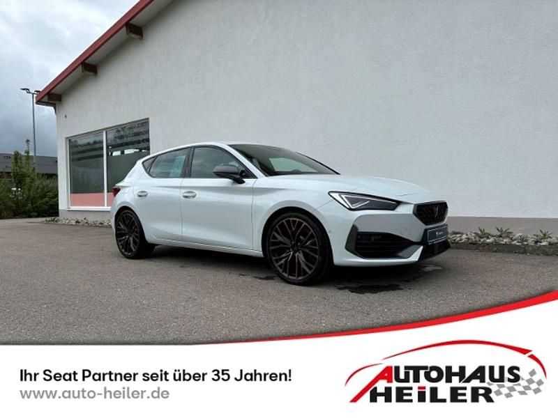 Weiß Neu 2024 Cupra Leon VZ Limousine | 38.900 € (Guter Preis) - Bild 1/4