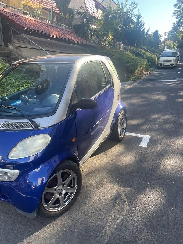 Blau Gebraucht 1999 Smart ForTwo Coupé Passion Kleinwagen | 1.200 € (Fairer Preis) - Bild 1/4