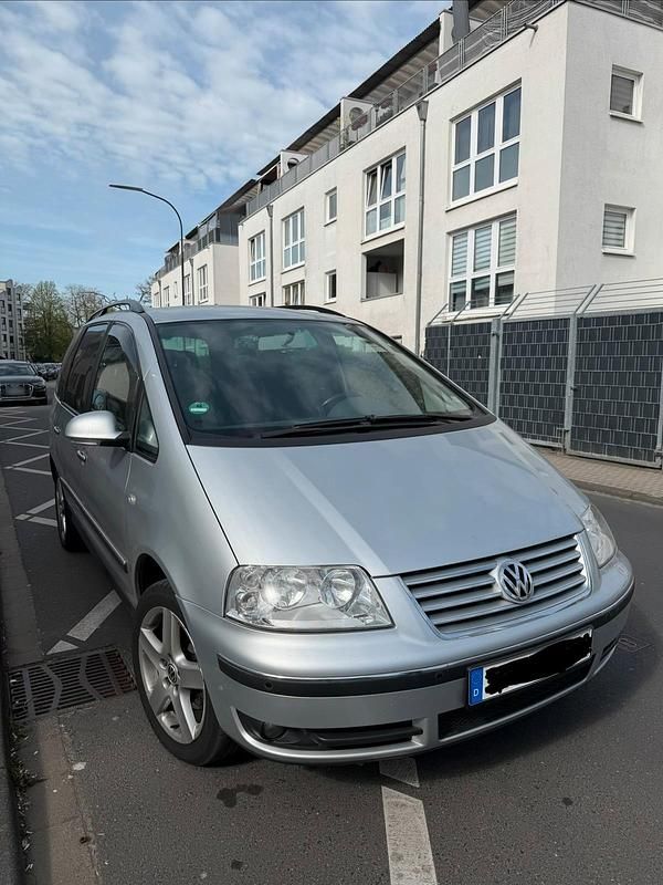 Gebraucht VW Sharan 140 PS (102 kW) 2008 Silber Van / Kleinbus