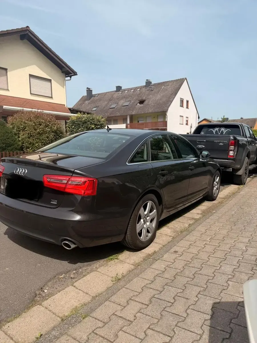 Gebraucht Audi A6 245 PS (180 kW) 2012 Grau Limousine