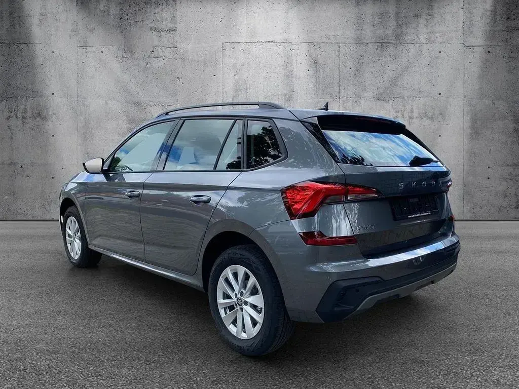 Neu Skoda Kamiq 116 PS (85 kW) 2026 Grau SUV