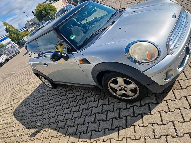 Gebraucht Mini Cooper 122 PS (89 kW) 2007 Silber Kleinwagen