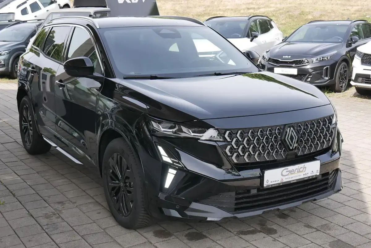 Neu Renault Austral Techno 131 PS (96 kW) 2026 Black pearlschwarz SUV
