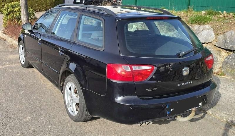Gebraucht Seat Exeo Reference 143 PS (105 kW) 2010 Kombi