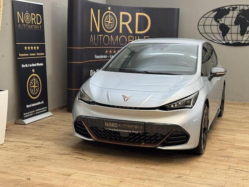 Gebraucht Cupra Born e-Boost 169 kW (231 PS) 2023 Geysirsilber Kleinwagen