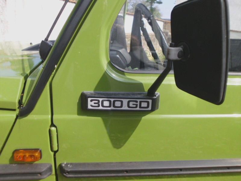 Grün Gebraucht 1981 Mercedes G300 SUV | 25.800 € - Bild 1/4