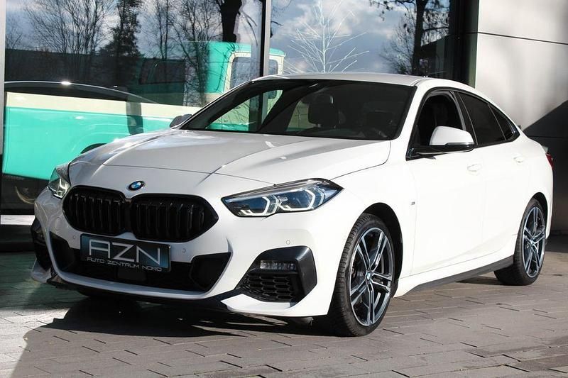 Weiß Gebraucht 2020 BMW 218 M Sport Coupé | 20.900 € (Fairer Preis) - Bild 1/4