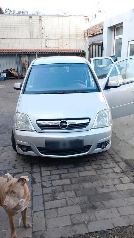 Gebraucht Opel Meriva 105 PS (77 kW) 2006 Silber Van / Kleinbus