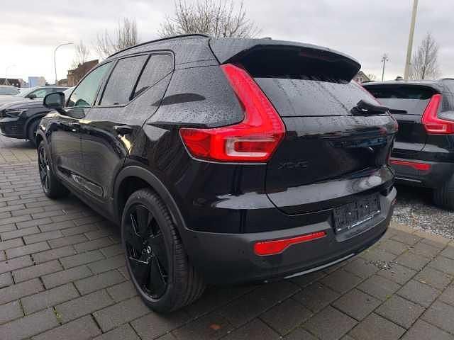 Gebraucht Volvo XC40 120 PS (88 kW) 2025 SUV