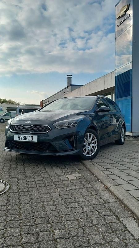 Usado Kia Ceed 105 HP (77 kW) 2020 Citadino
