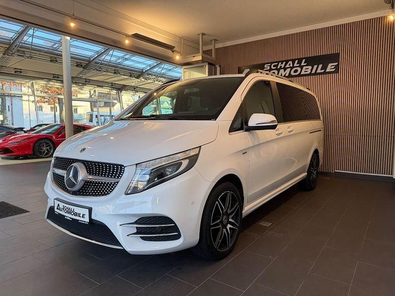 Weiß Gebraucht 2019 Mercedes V300 Avantgarde Edition Van / Kleinbus | 45.890 € (Guter Preis) - Bild 1/4