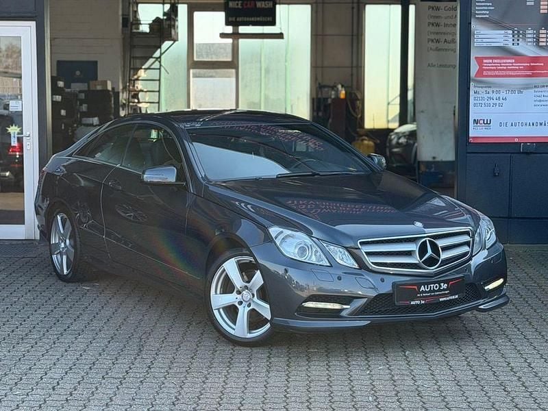 Gebraucht Mercedes E350 AMG line 306 PS (225 kW) 2014 Grau Coupé