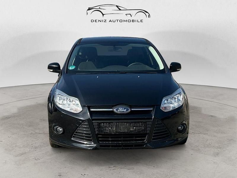 Gebraucht Ford Focus Titanium 116 PS (85 kW) 2012 Schwarz Limousine
