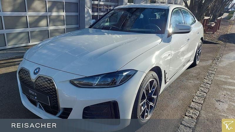 Weiß Neu 2025 BMW i4 Performance Limousine | 54.490 € (Superpreis) - Bild 1/4