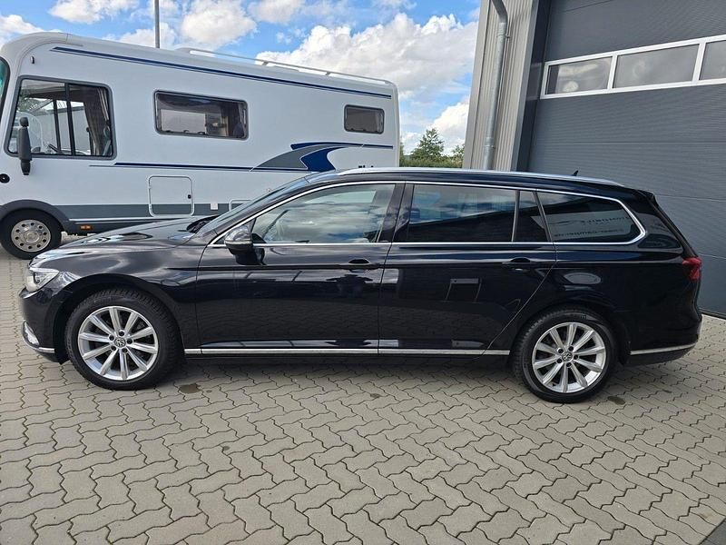 Gebraucht VW Passat Highline 190 PS (139 kW) 2019 Schwarz Kombi