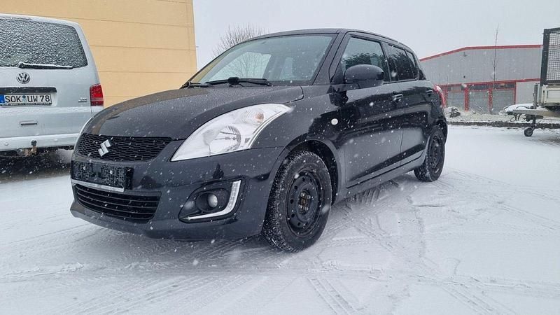 Schwarz Gebraucht 2016 Suzuki Swift Club Kleinwagen | 6.999 € (Superpreis) - Bild 1/4