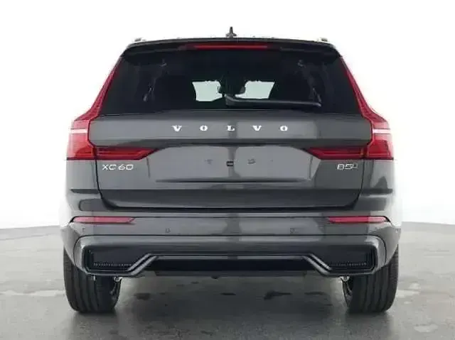 Gebraucht Volvo XC60 Plus 250 PS (183 kW) 2025 Grau SUV