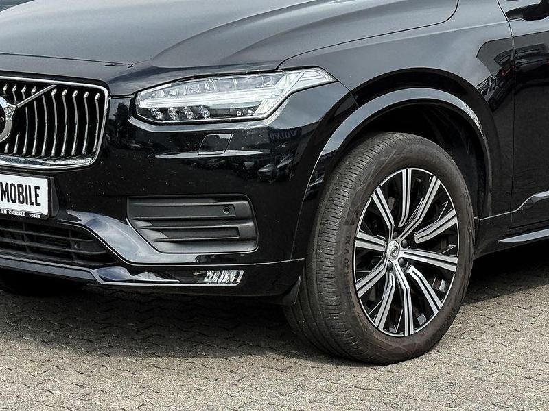 Gebraucht Volvo XC90 Core 250 PS (183 kW) 2023 Schwarz SUV