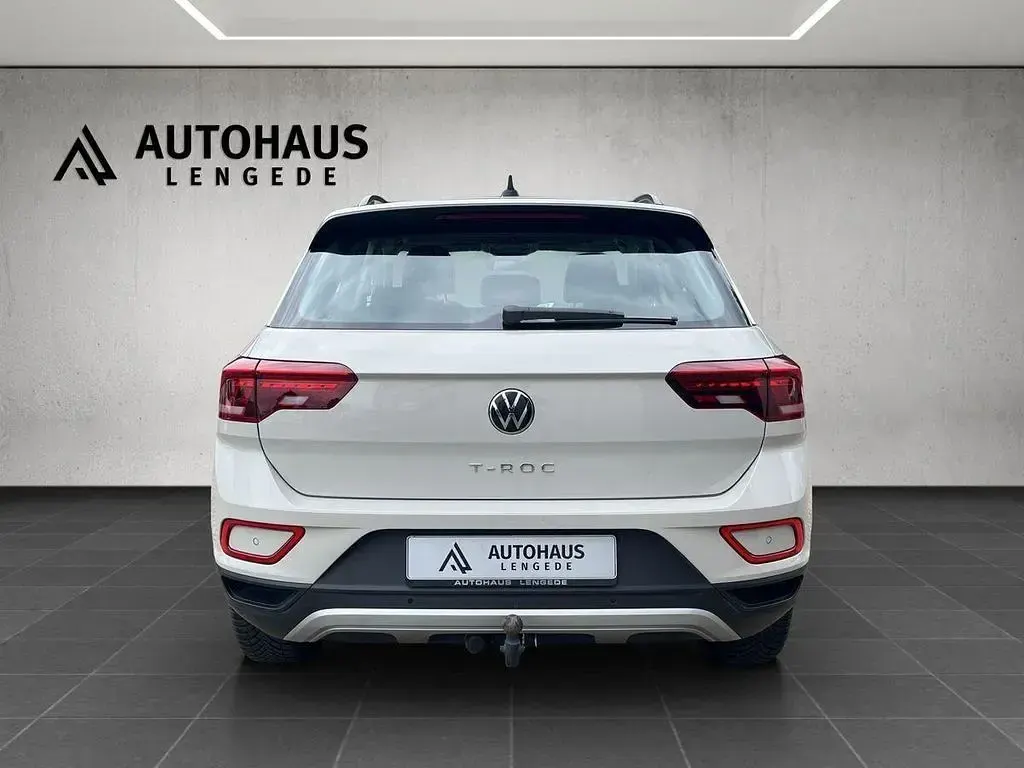 Second-hand VW T-Roc Life 150 CP (110 kW) 2023 Gri SUV