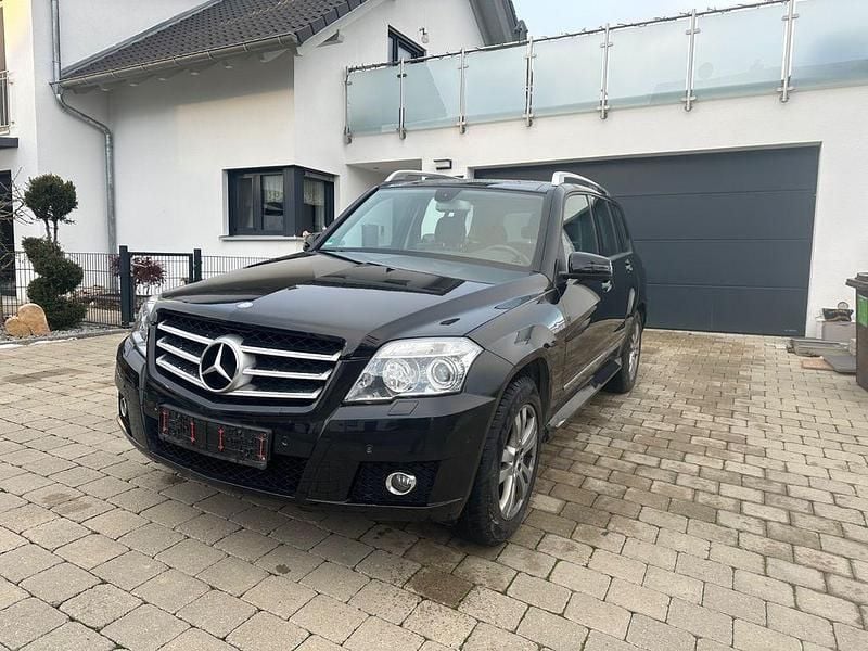 Gebraucht Mercedes GLK320 224 PS (164 kW) 2008 Schwarz SUV