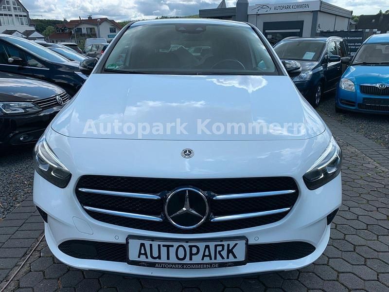 Second-hand Mercedes E250 Progressive 160 CP (117 kW) 2021 Alb Break