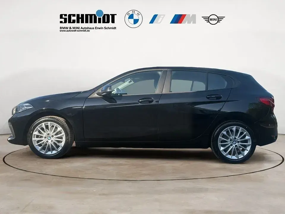 Gebraucht BMW 118 Advantage 136 PS (100 kW) 2023 Schwarz Limousine