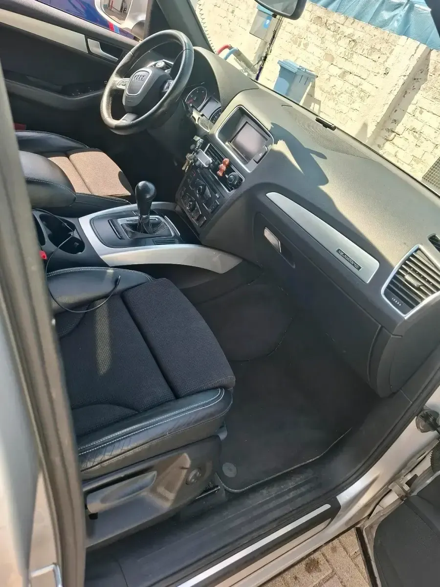 Gebraucht Audi Q5 177 PS (130 kW) 2010 Grau SUV
