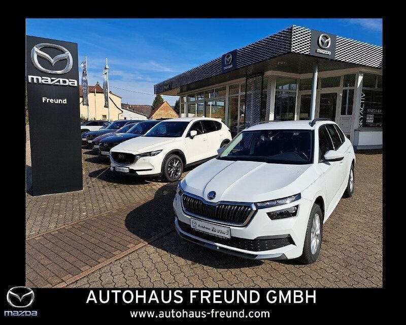 Weiss Gebraucht 2023 Skoda Kamiq Ambition SUV | 20.890 € - Bild 1/4