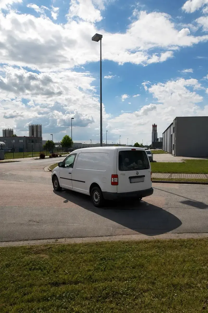 Gebraucht VW Caddy 105 PS (77 kW) 2008 Weiß Van / Kleinbus