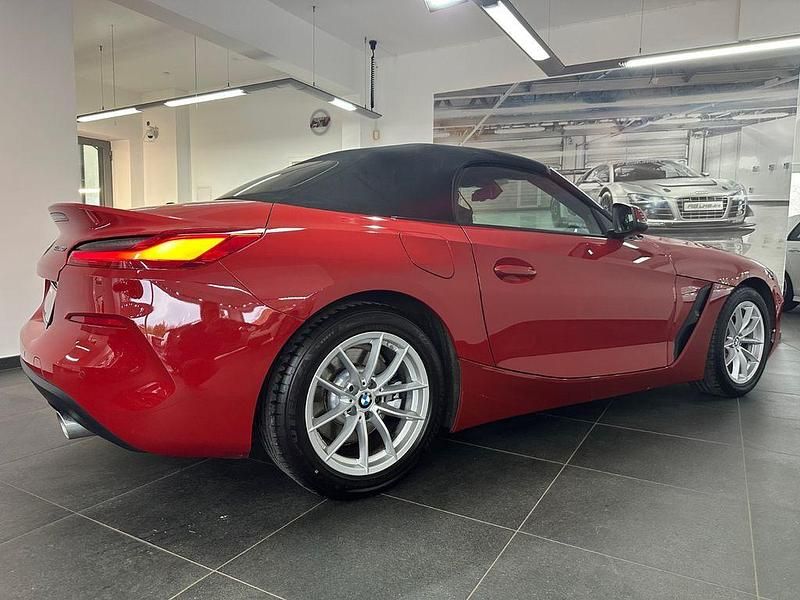 Gebraucht BMW Z4 Advantage 197 PS (144 kW) 2021 Rot Cabrio