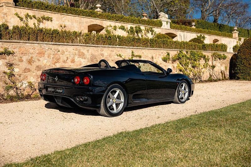 Second-hand Ferrari 360 400 CP (294 kW) 2004 Negru Cabrio