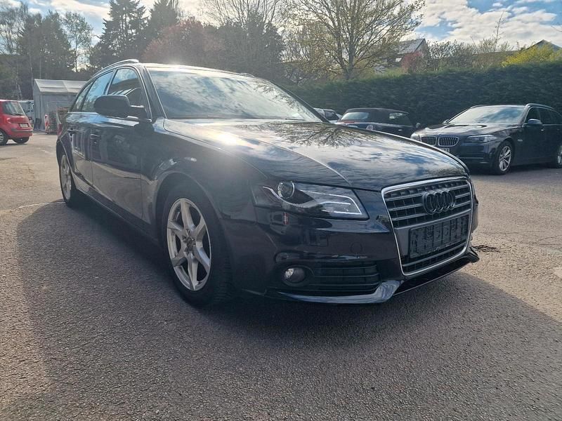 Gebraucht Audi A4 Ambition 160 PS (117 kW) 2012 Schwarz Kombi