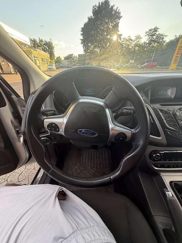 Gebraucht Ford Focus Titanium 125 PS (91 kW) 2014 Kombi