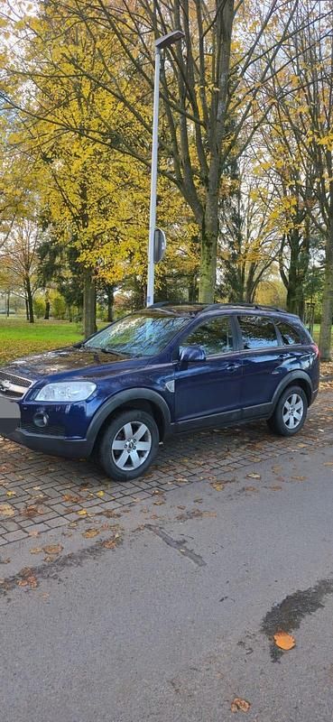 Blau Gebraucht 2010 Chevrolet Captiva SUV | 4.500 € (Fairer Preis) - Bild 1/4
