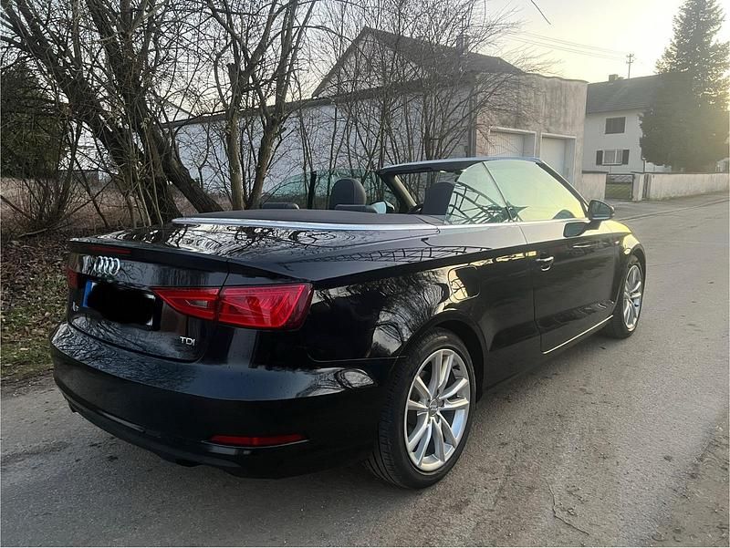 Gebraucht Audi A3 Cabriolet 150 PS (110 kW) 2015 Schwarz Cabrio