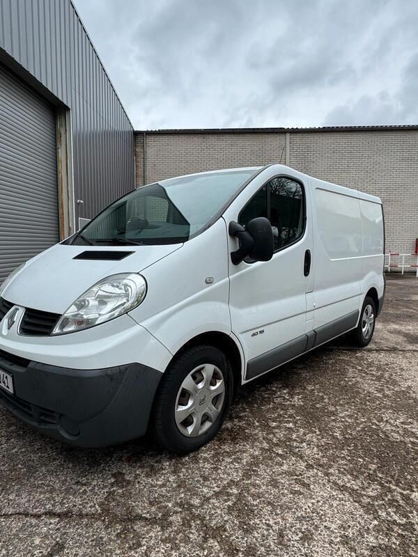 Weiß Gebraucht 2014 Renault Trafic Van | 7.500 € (Superpreis) - Bild 1/4