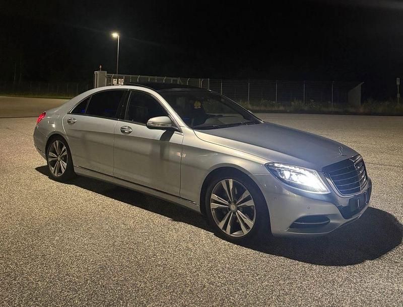 Grau Gebraucht 2015 Mercedes S350 Limousine | 22.900 € (Superpreis) - Bild 1/4