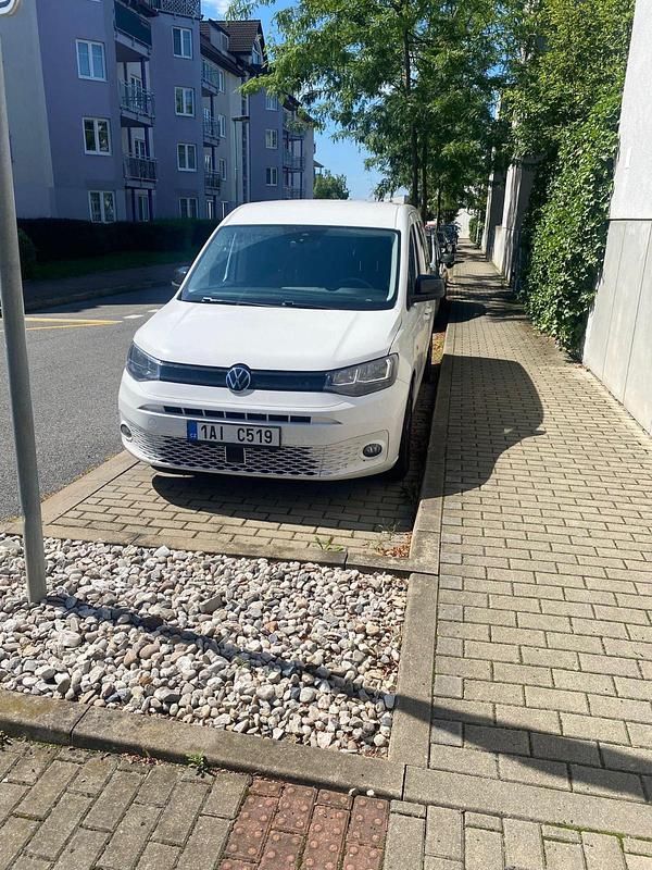 Weiß Gebraucht 2022 VW Caddy Maxi Van / Kleinbus | 23.500 € (Superpreis) - Bild 1/4