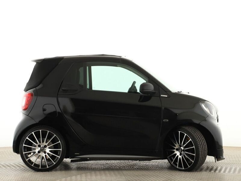 Gebraucht Smart ForTwo Cabrio Brabus Xclusive 109 PS (80 kW) 2018 Schwarz Cabrio